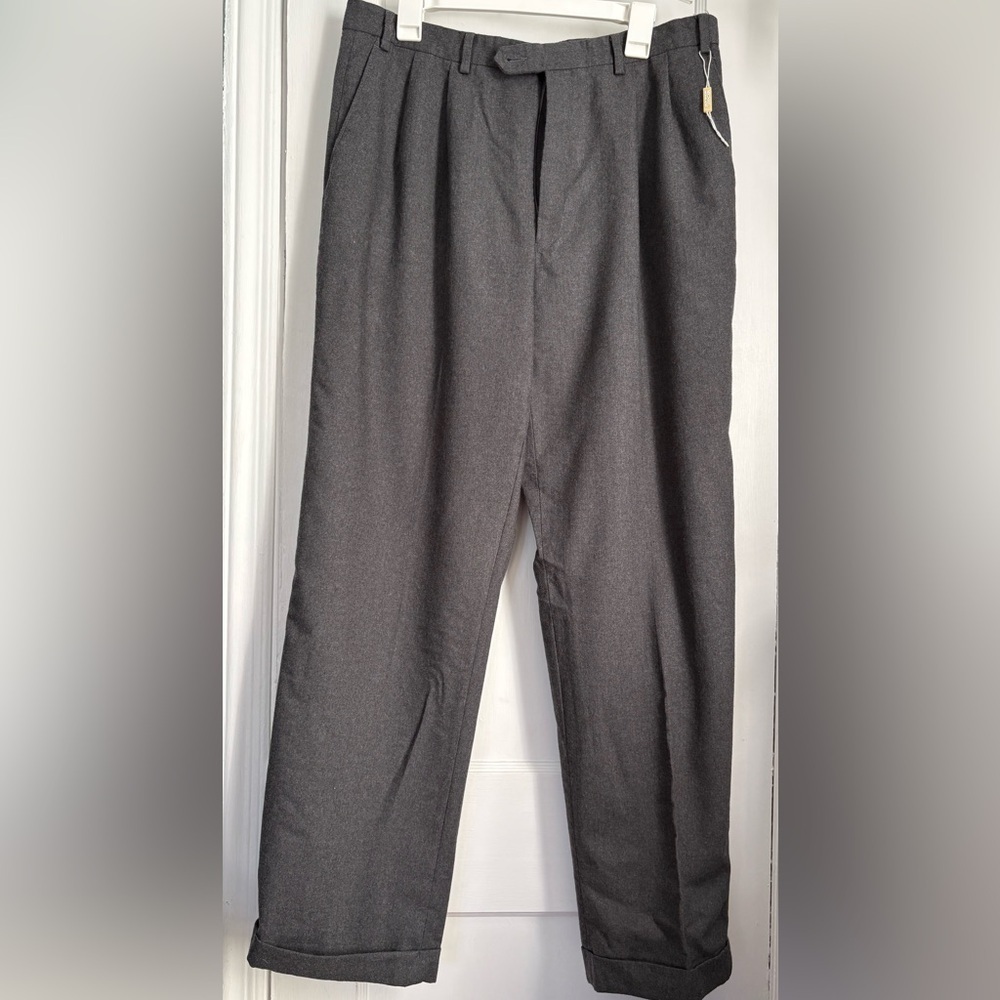 Michael Kors Men’s Wool Charcoal Gray Pleated Dress Pants Cuffed Hem, 36W x 32L